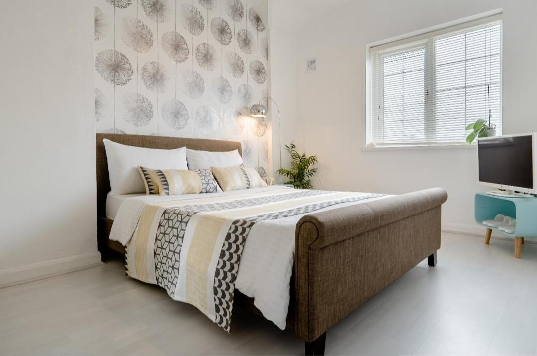 Tropical Garden Oasis Rooms Μπέρμιγχαμ Εξωτερικό φωτογραφία
