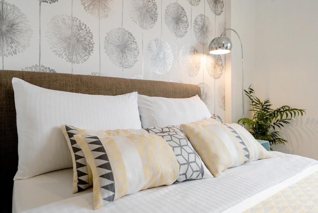 Tropical Garden Oasis Rooms Μπέρμιγχαμ Εξωτερικό φωτογραφία